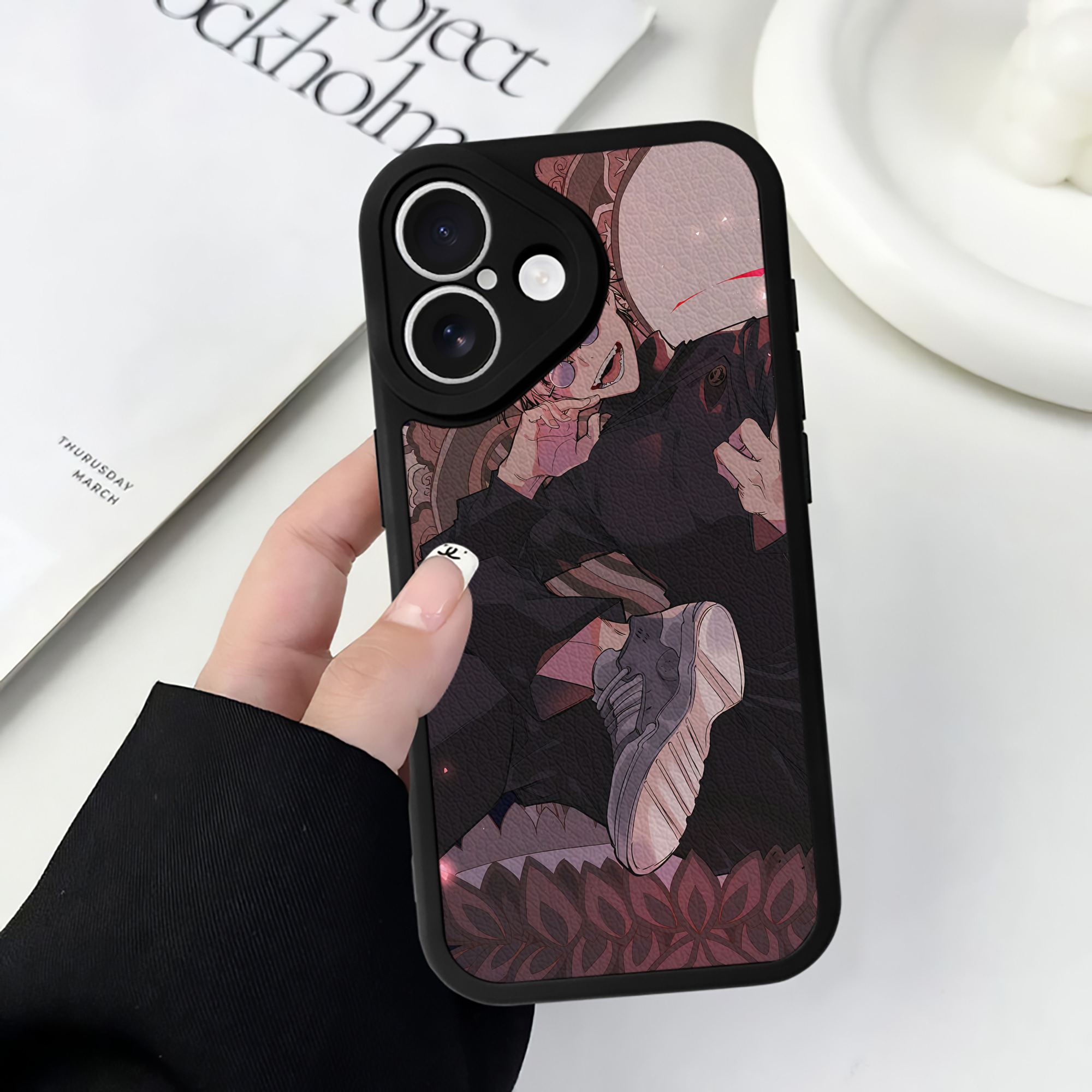 （画像用） 呪術廻戦 Jujutsu Kaisen 【iPhone 16シリーズ対応】シリコンスマホケース（レザー調） 材質：シリコン